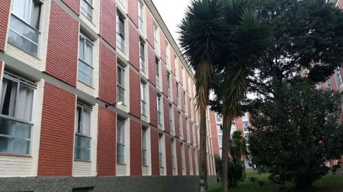 Apartamento 3 quartos 1 suite , ótima localização a 1 km do Shopping Palladium
