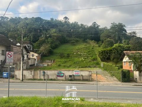 Terreno Espetacular com 5.339,59 m² na Rua Bahia