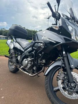 Suzuki V-Strom 650 - Impecável
