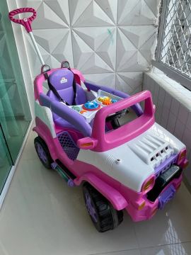 Carrinho Jeep infantil 