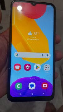 Samsung Galaxy M13 128GB usado funcionando . 