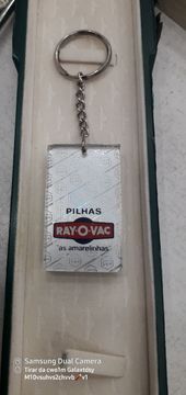 Pilhas Ray o Vac Antigo e Raro Chaveiro