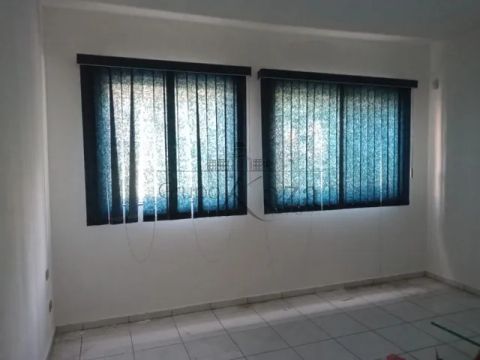 Salas Comerciais próximo ao fórum de Jacareí - SP