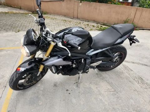Triumph Street Triple 675