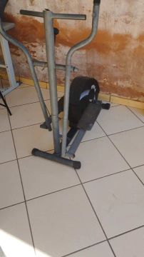 Elíptico para Exercícios em Casa 
