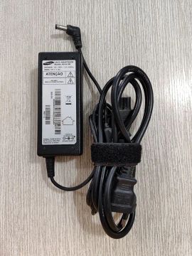 Carregador Samsung Original mod. AD-6019R para Notebook defeito
