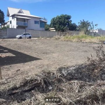 Terreno 240m2 em Marataizes 