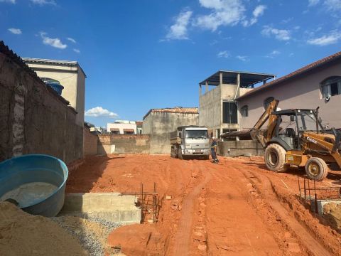 lote no bairro santa terezinha