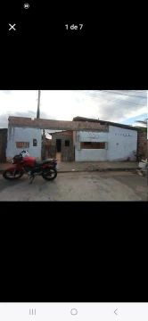 Casa à venda,e troca em terrenos vazios