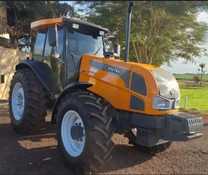 Trator Valtra único dono