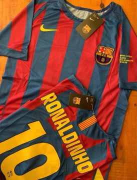Camisa de Futebol Barcelona Ronaldinho 10 - 2006