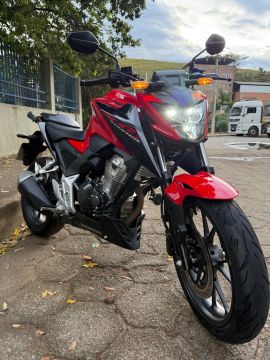 CB Twister 300 ABS