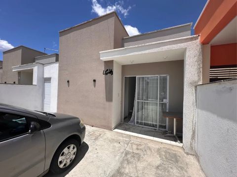 Alugo casa 3/4 condomínio Turim 