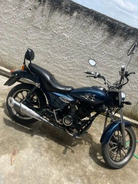 Moto custom azul 