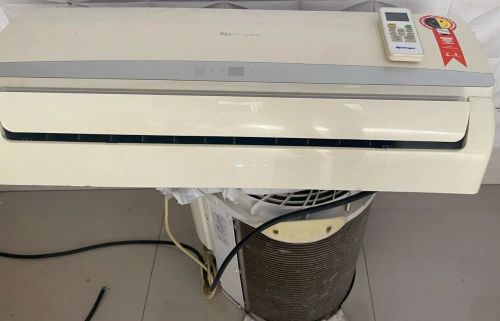 Ar-condicionado 12 mil btus convencional 1300$