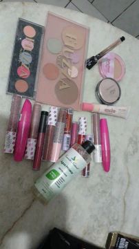 Kit de Maquiagem Completo - Diversos Produtos