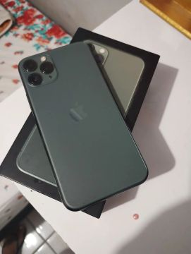 iPhone 11 Pro Verde - usado novo