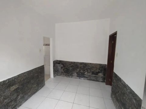 NJ014 - CASA NA DANIEL LISBOA 