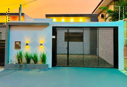Vende-se casa térrea 3/4 no bairro Jardim California em Cuiabá MT 