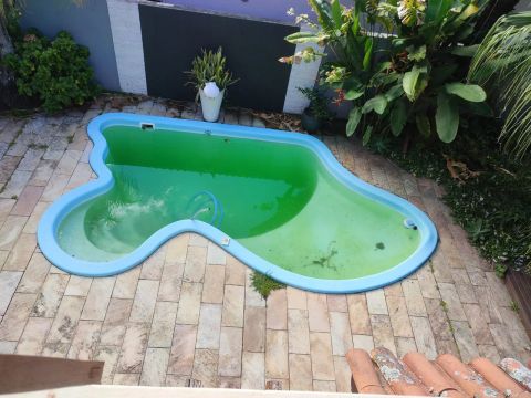 Urgente Piscina relíquia fácil negócio 