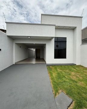 Linda casa recém construída no Xaxim