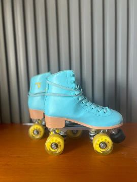 PATINS FOXXY AZUL NÚMERO 37/38. Pouco uso