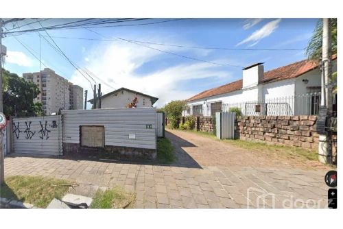 Terreno em Glória com 2296 m² .