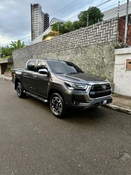 Toyota Hilux srx 22/22 na garantia com ipva 2025 total pago