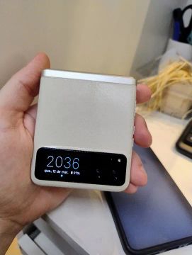 Moto Razr 40 256gb na garantia 