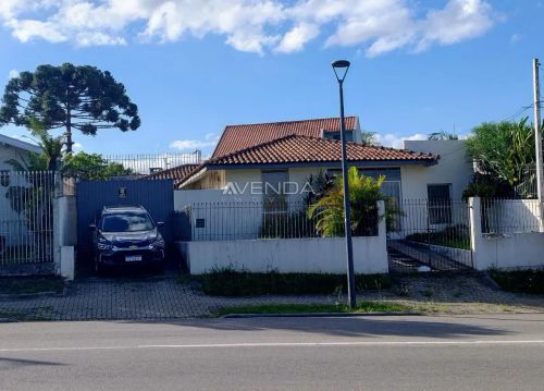 CASA com 4 dormitórios à venda com 166.4m² no bairro Jardim Social - CURITIBA / PR