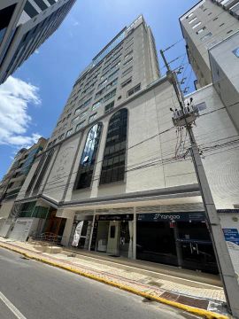 Apartamento mobiliado com 3 suítes 400 mts do mar Itapema/SC