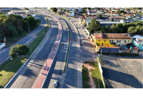 Pousada e Ponto Comercial em Localização Estratégica