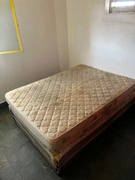 Cama box e colchão 