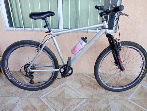 Bicicleta Caloi alluminum Aro 26