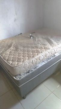 Vendo cama box + colchão de casal 
