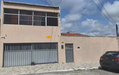 Oferta!! Casa Duplex 05 Quartos Sendo 04 Suítes em Candelária