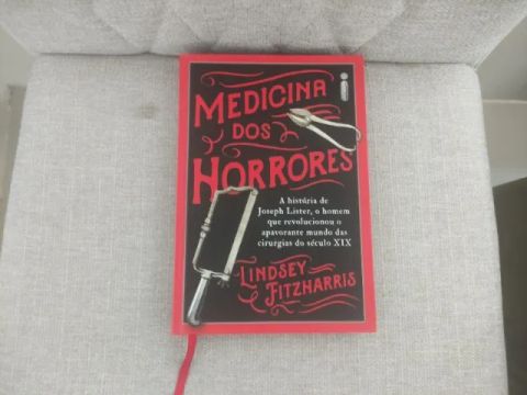 Livro Medicina dos Horrores