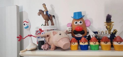 Brinquedos Toy Story - (retirar em camaçari)