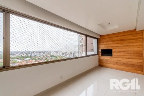 Imóvel para venda possui 117 metros quadrados com 3 quartos em Floresta - Porto Alegre - R