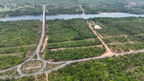 Lotes as margens do rio Tocantins,próx a praia do funil e paredão 