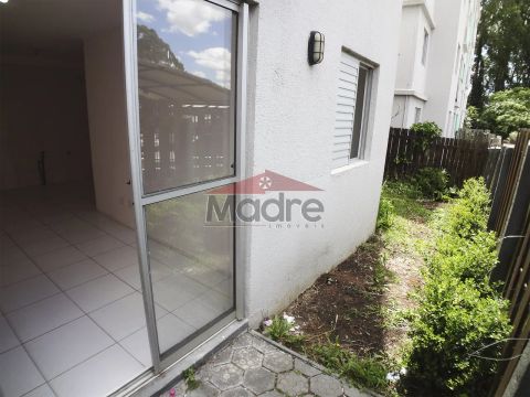 Apartamento com 2 dormitórios à venda por R$ 215.000,00 no bairro Tatuquara - CURITIBA / P
