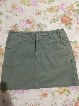 Saia verde militar - tamanho M