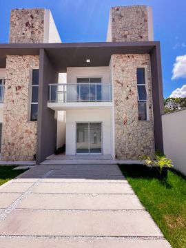 Eusebio, Lindos Duplex Com 3 Quartos Viz. Ao Quintas Do Lago; 100M Da Ce 010! Cód. 46ABGC