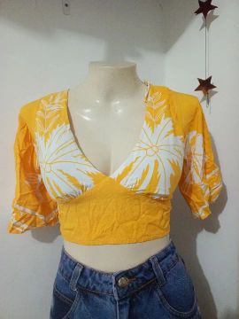 Cropped de amarração 