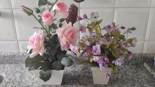 Arranjos com Flores Artificiais