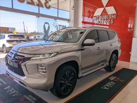 MITSUBISHI PAJERO SPORT 2.4 16V MIVEC TURBO DIESEL LEGEND AWD AUTOMÁTICO