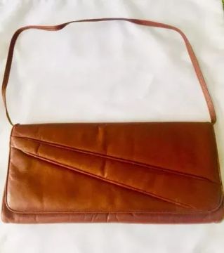 Bolsa Estilo Carteira Em Couro - Cor Ocre - Anos 80