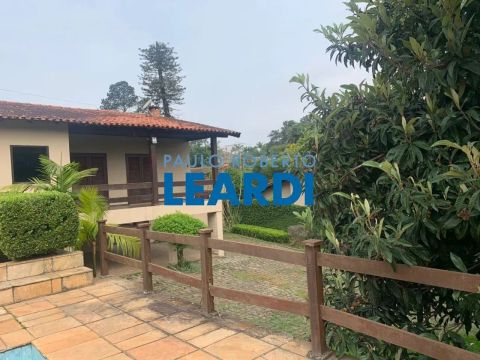 Casas para alugar - Granja Viana, Cotia - SP | OLX