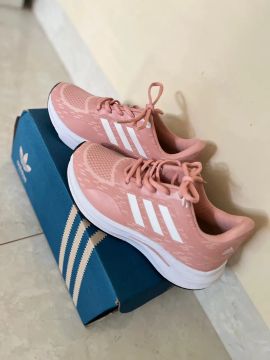 Tênis Adidas