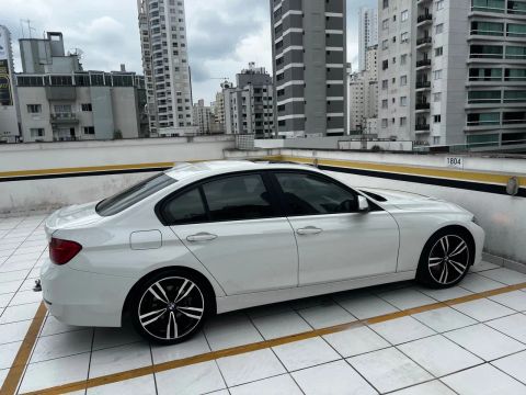 BMW 328i revisada